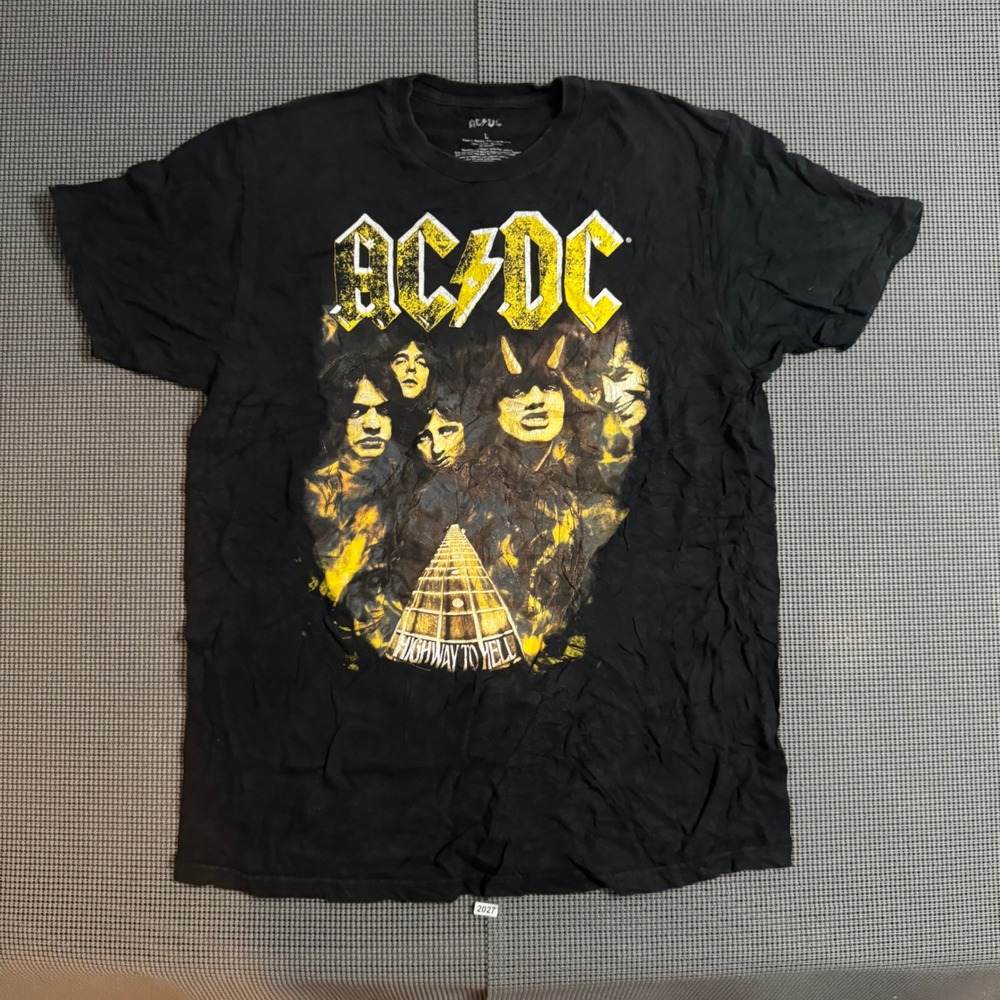 AC/DC Highway to Hell Graphic T-Shirt Black Large Rock Band Tee 2021